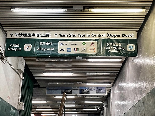 社交游戏背后的经济逻辑：从(3,3)模型看Friend.tech的用户黏性